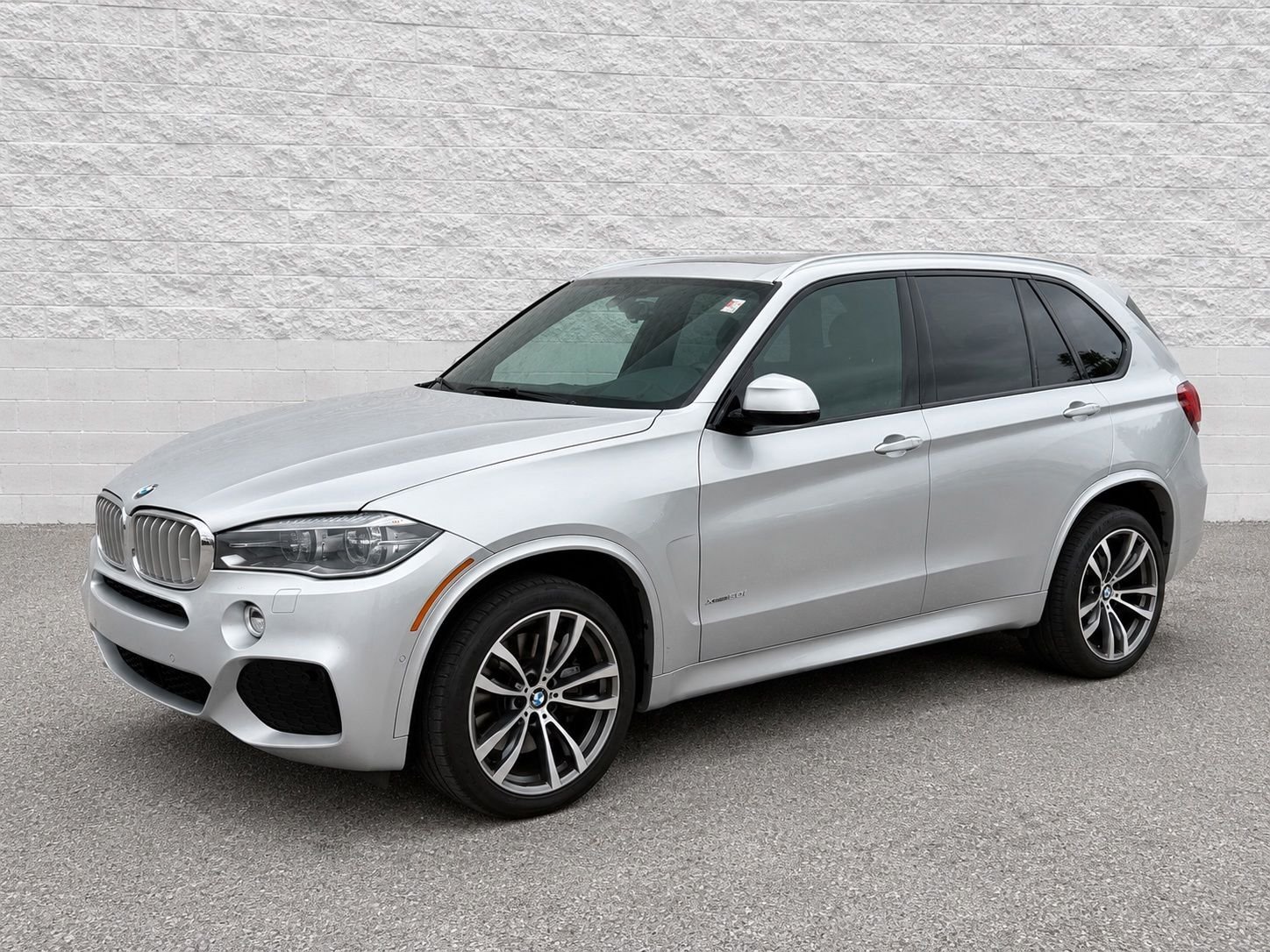 Used 2017 Glacier Silver Metallic BMW xDrive50i image 1