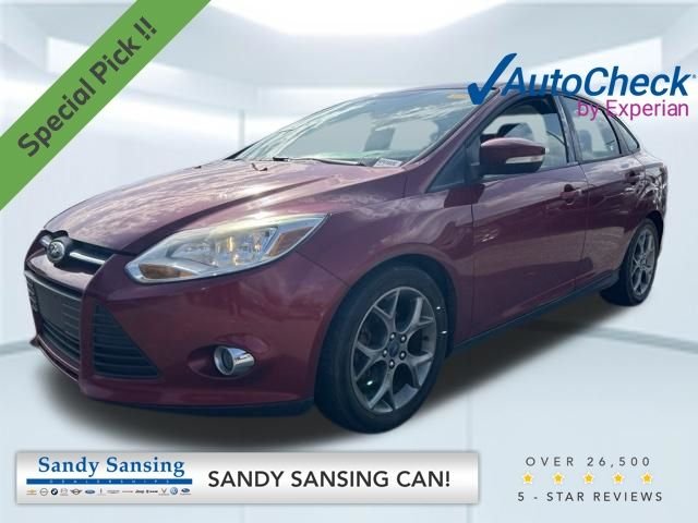 2013 Ford Focus Sedan SE's photo