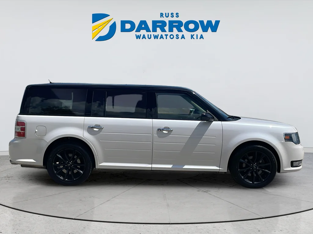 Used 2019 White Ford SEL image 6