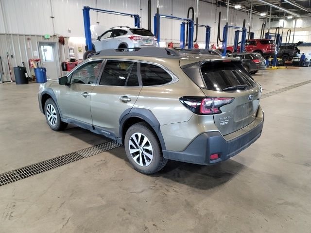 Used 2024 Green Metallic Subaru Premium image 5