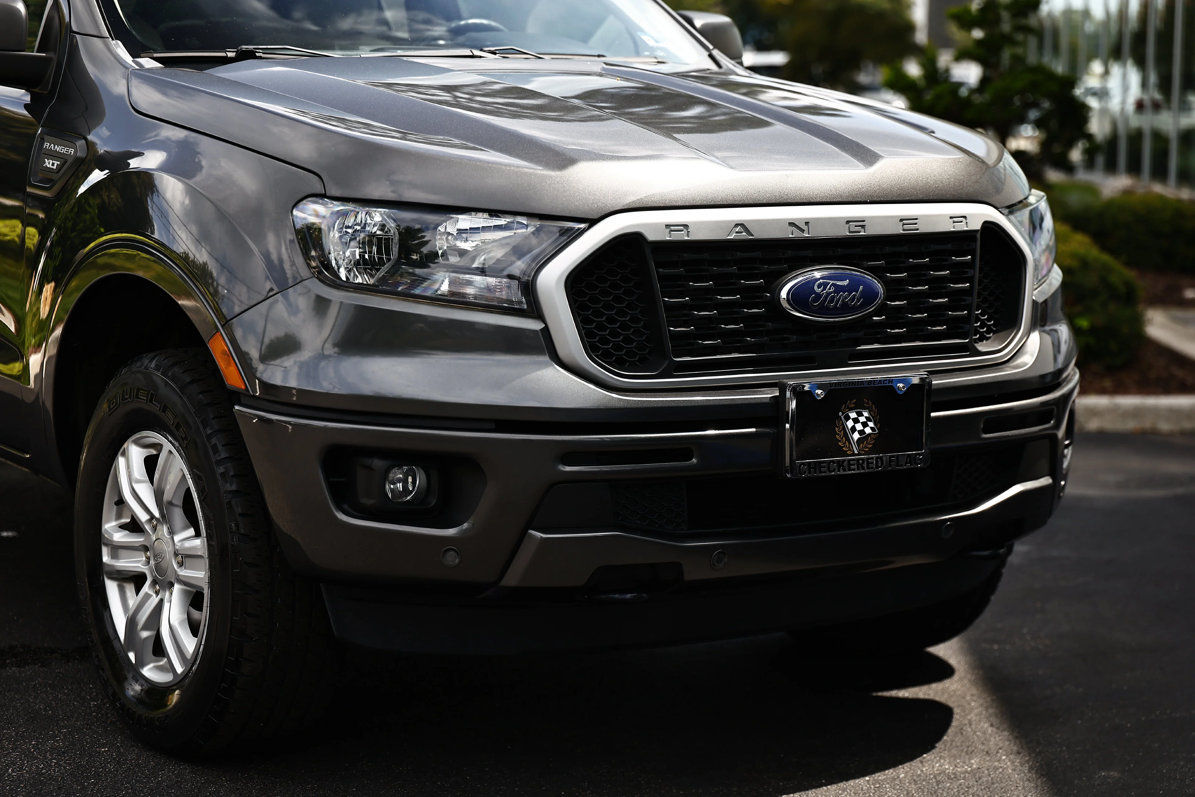 Used 2019 Magnetic Metallic Ford XLT image 2