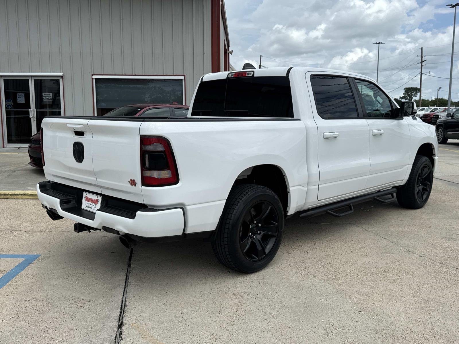 Used 2020 White Ram Big Horn image 7