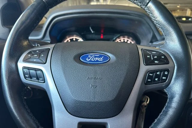 Used 2020 Silver Ford XLT image 20