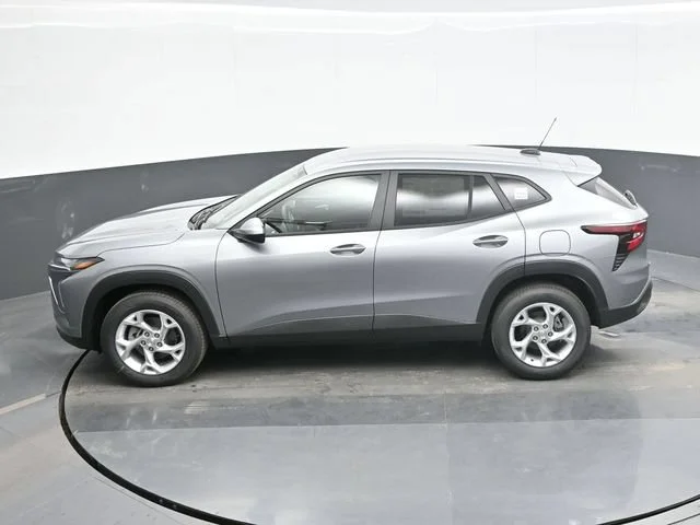 2026 Chevrolet Trax LS - Photo 12