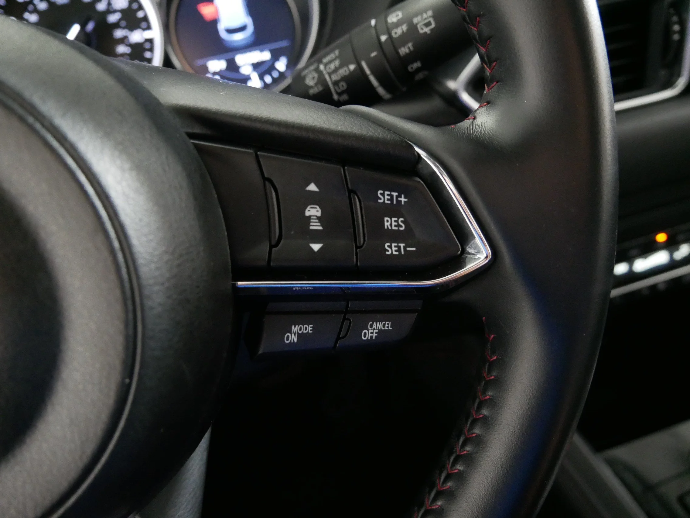 Used 2024 Polymetal Gray Metallic Mazda 2.5 S Carbon Edition image 29