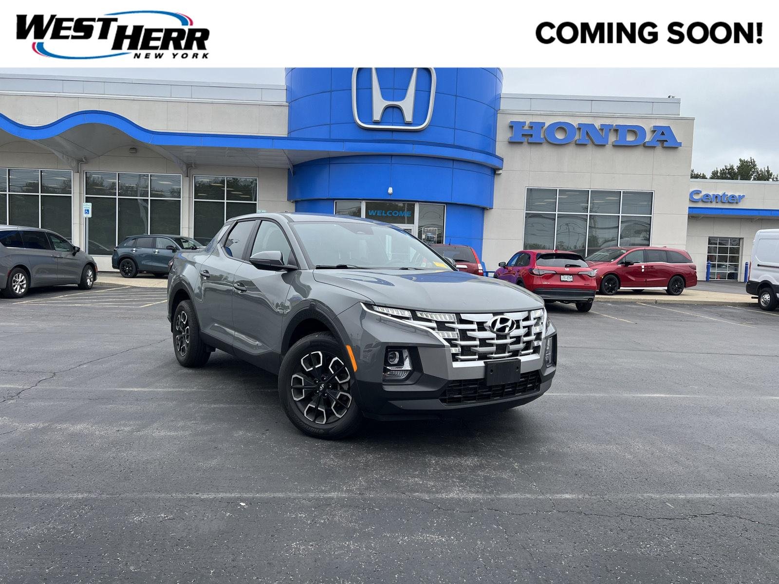 Used 2023 Hampton Gray Hyundai SEL image 1