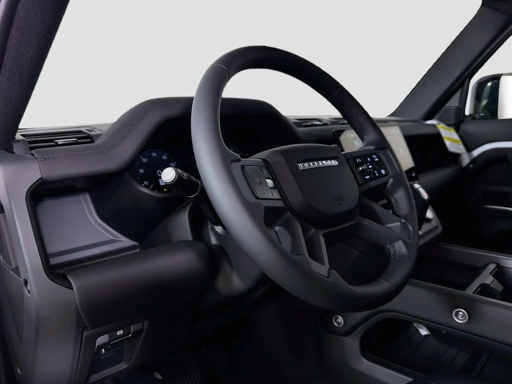 New 2026 Fuji White Land Rover X-Dynamic SE image 9