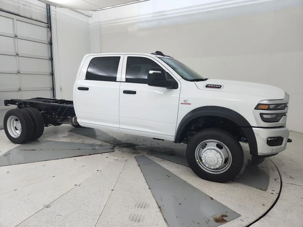 New 2026 Bright White Clear-Coat Exterior Paint RAM Tradesman image 1