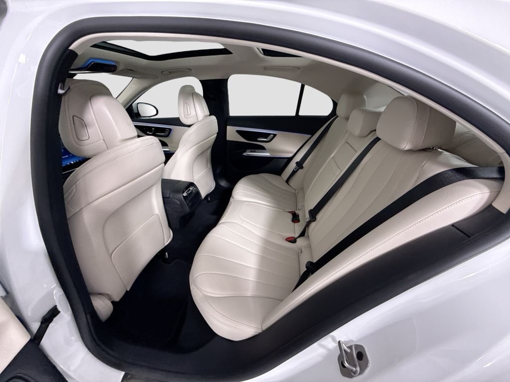 Certified Used 2026  Mercedes-Benz E 350 image 21
