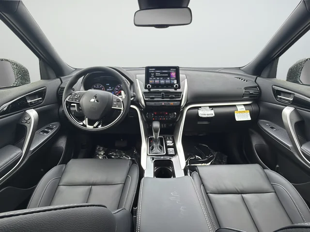 New 2026 Blue Mitsubishi SEL image 9