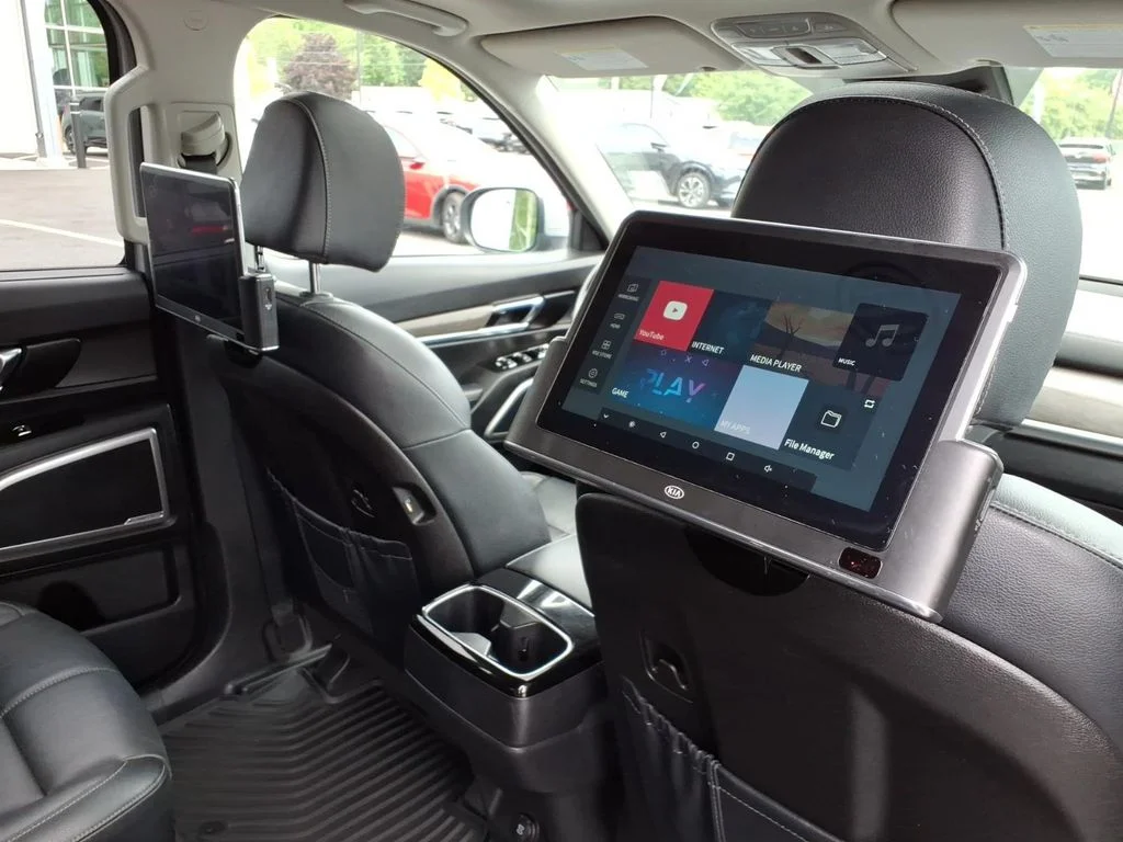 Certified Used 2022 Gray Kia EX image 12