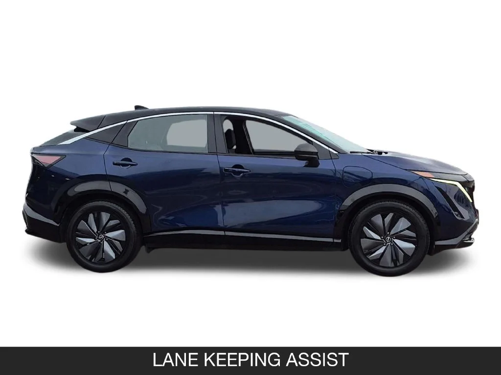 Used 2023 Blue Nissan VENTURE+ image 6