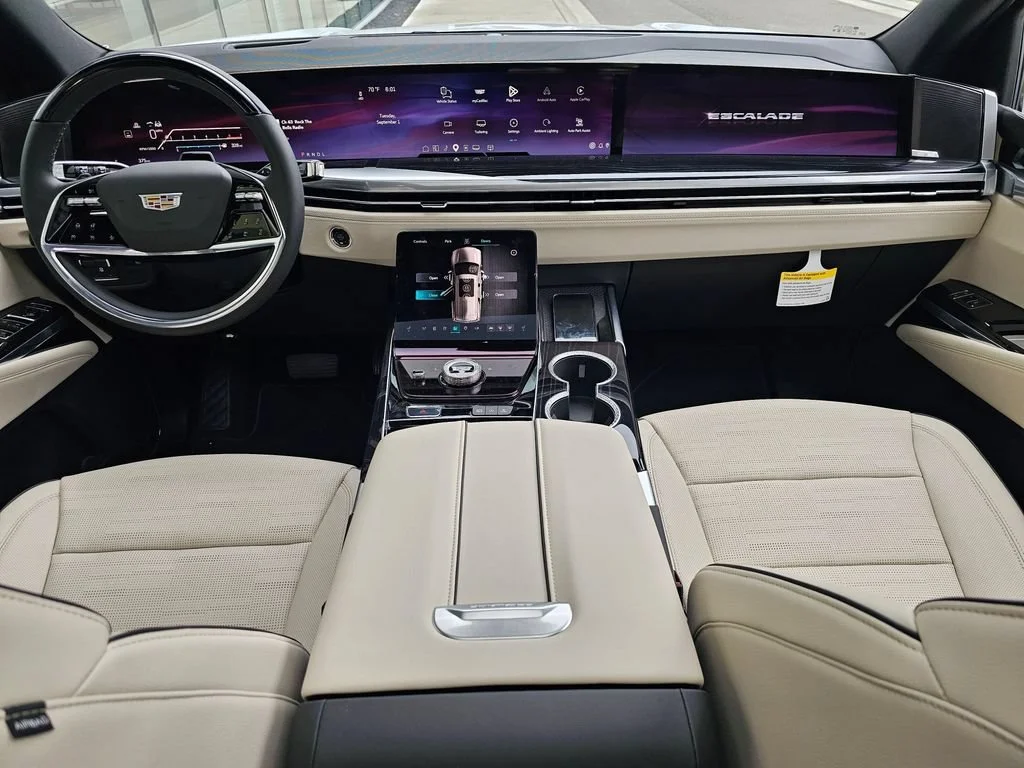 New 2026 Vibrant White Tricoat Cadillac Sport image 20
