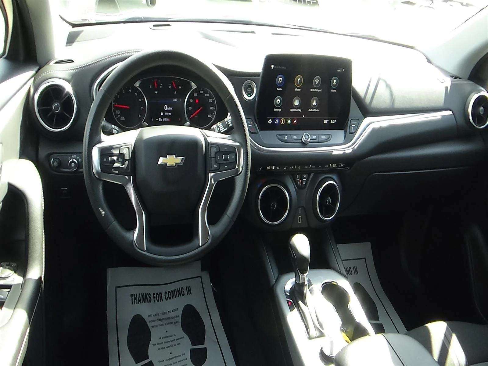 Used 2025 Black (gba) Chevrolet LT image 13