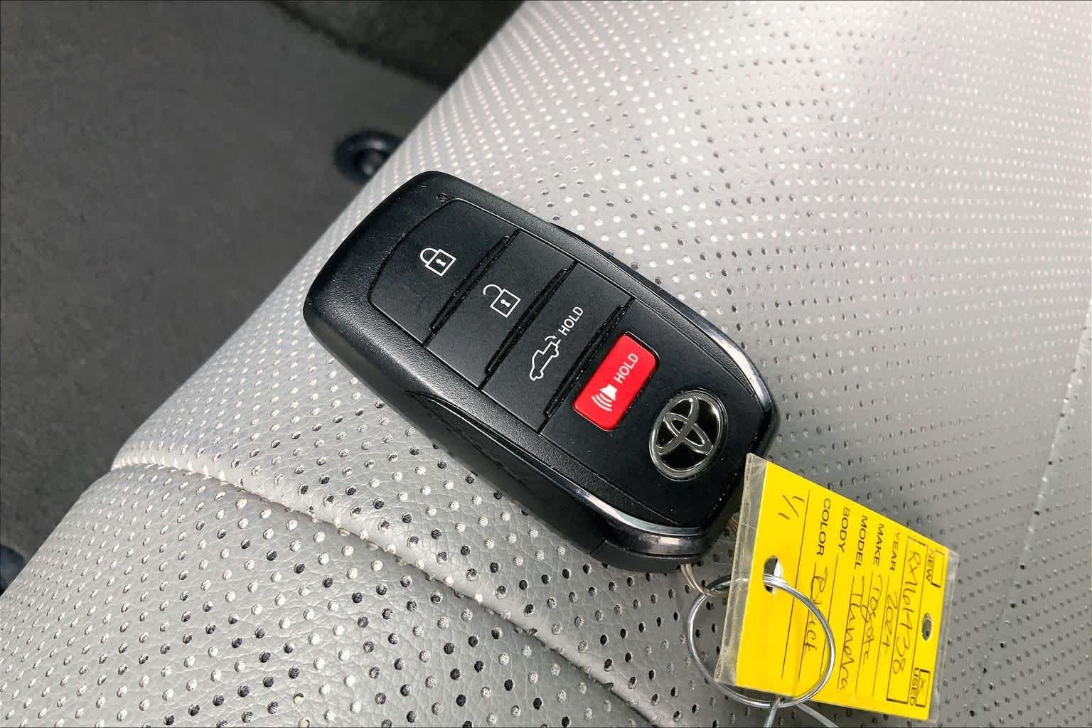 Used 2024 Midnight Black Metallic Toyota SR5 image 15