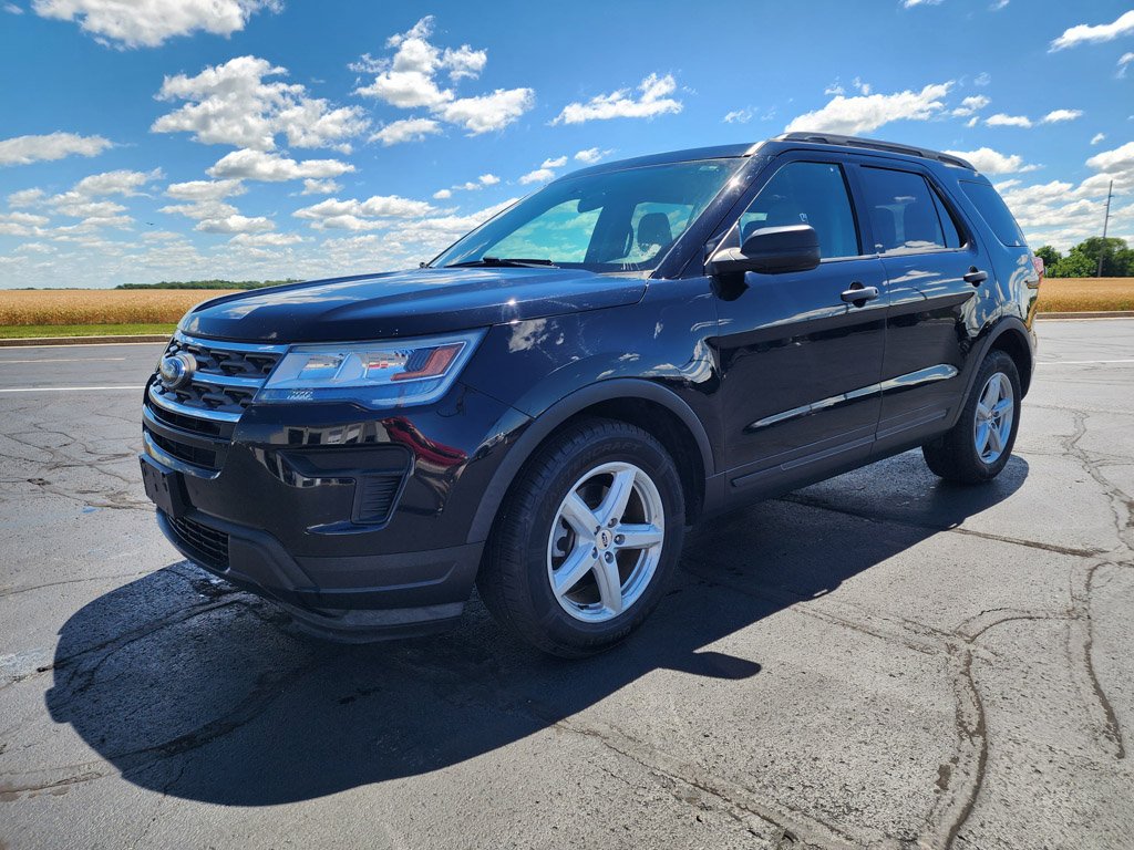 Used 2018 Shadow Black Ford Base image 1
