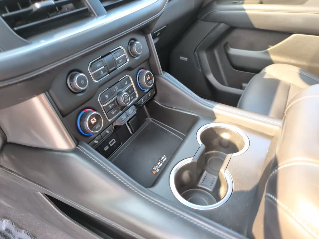 Used 2022  Chevrolet LT image 23