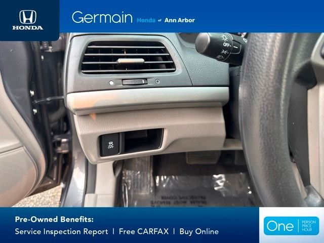 Used 2012 Alabaster Silver Metallic Honda LX image 20