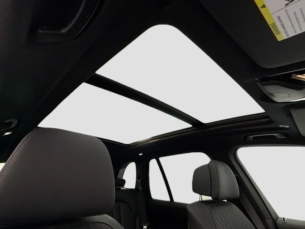 New 2026 Gray BMW M60i image 17