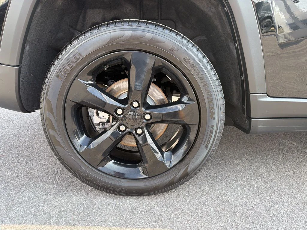 Used 2025 Black Jeep Limited image 12