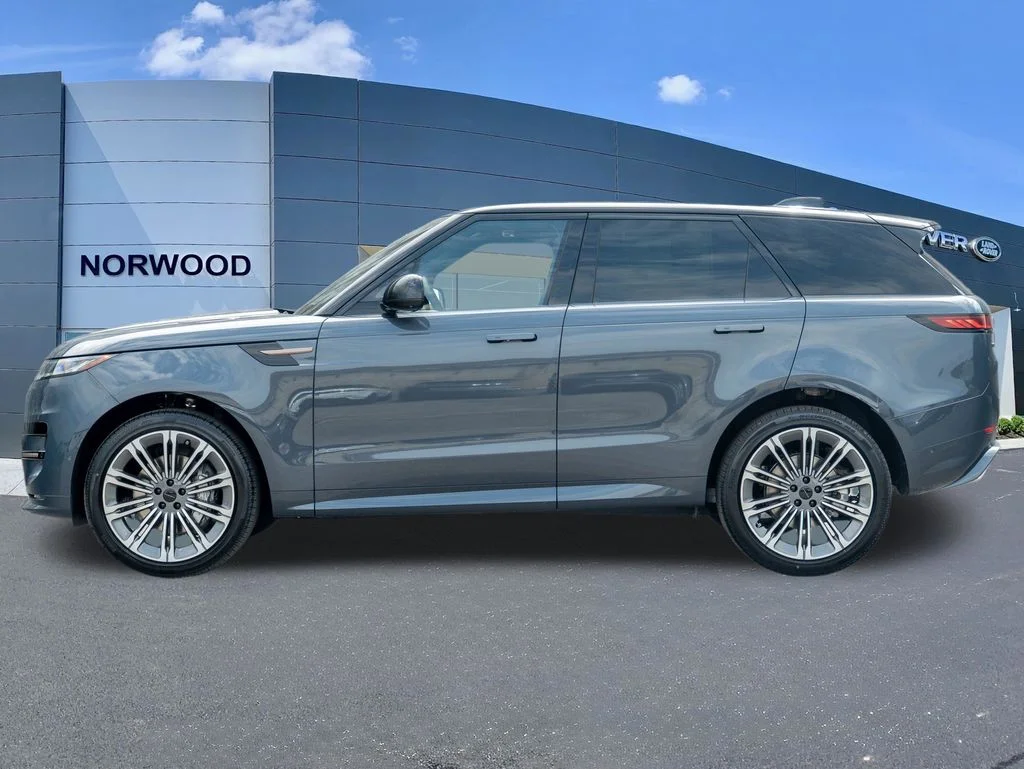 New 2026 Varesine Blue Land Rover Dynamic SE image 7
