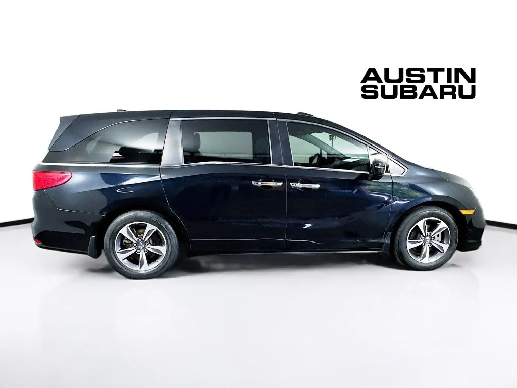 Certified Used 2019 Crystal Black Pearl Honda Touring image 9