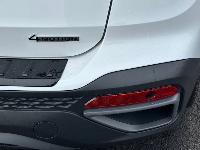 New 2026 Pure White W/Deep Black Roof Volkswagen 1.5T SE Black image 16