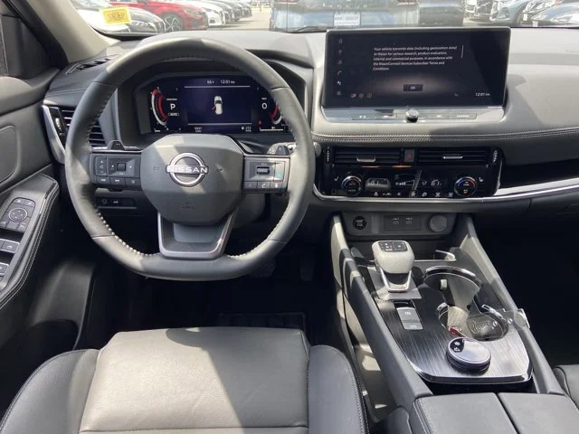 2025 Nissan Rogue SL - Photo 17