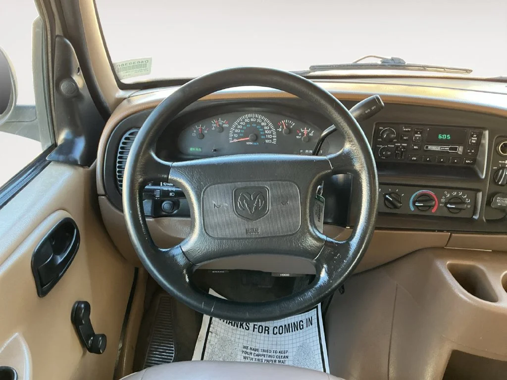 Used 2000 White Dodge Base image 12