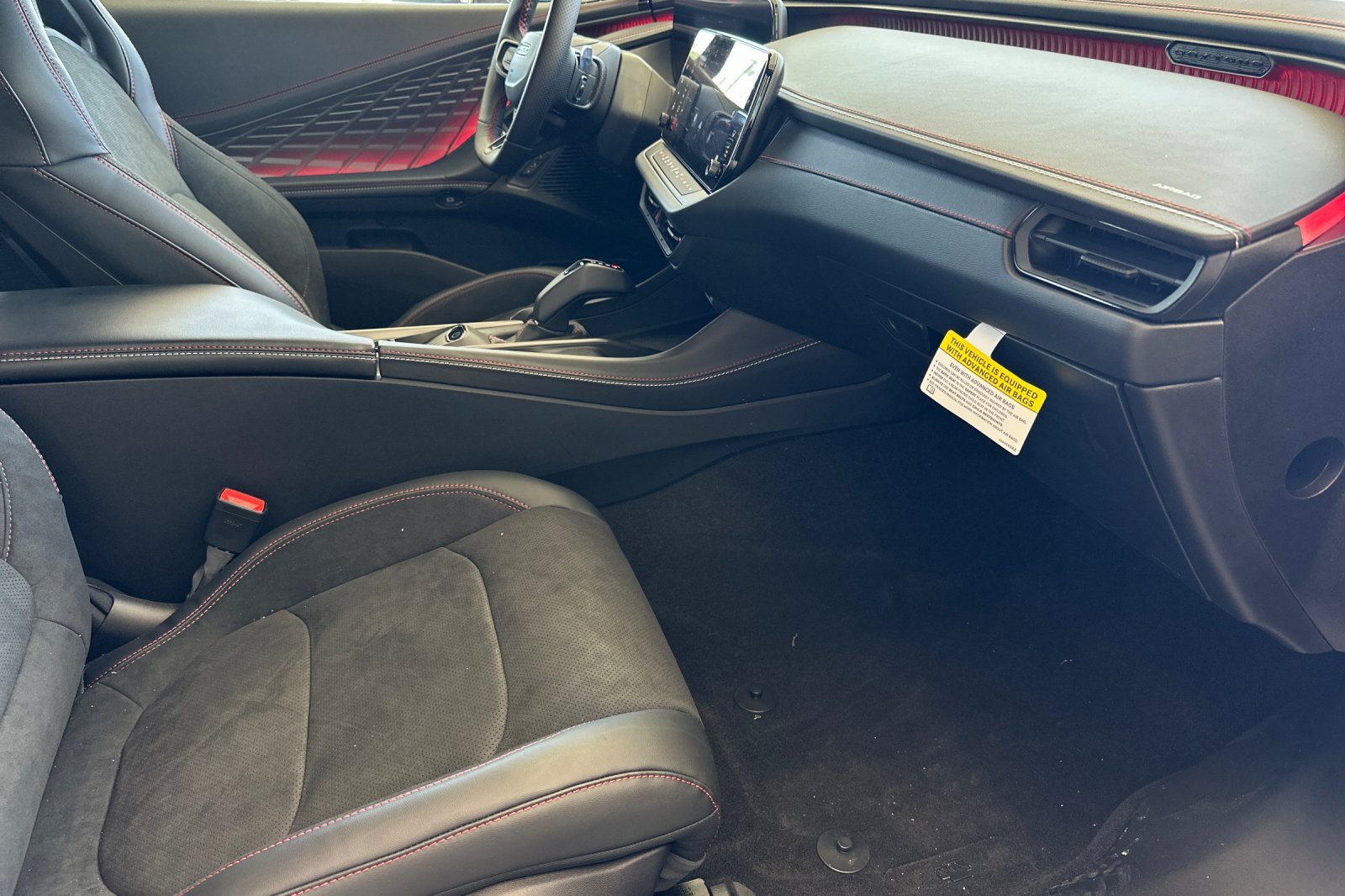 New 2025 Diamond Black Crystal Pearlcoat Dodge  image 13