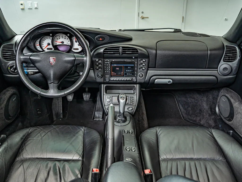 Used 2003 Carrara White Porsche Carrera image 6