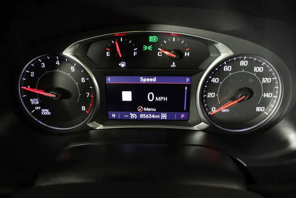 Used 2021 SATIN STEEL METALLIC GMC SLE image 24