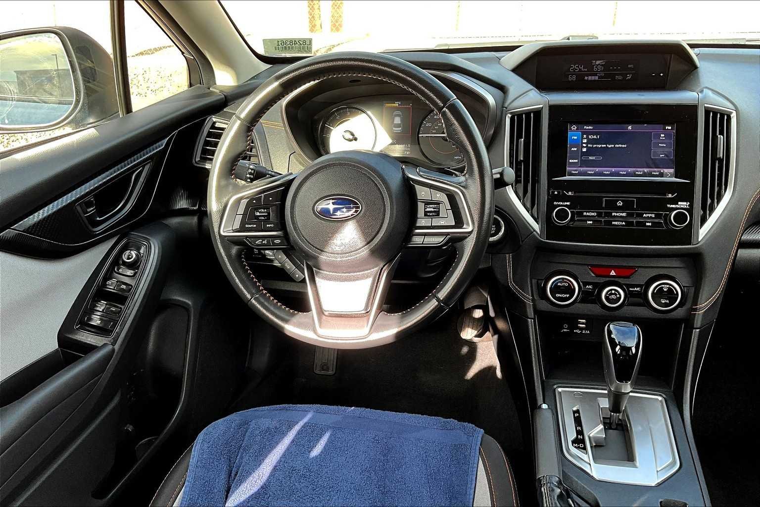 Used 2020 Quartz Blue Pearl Subaru Premium image 6