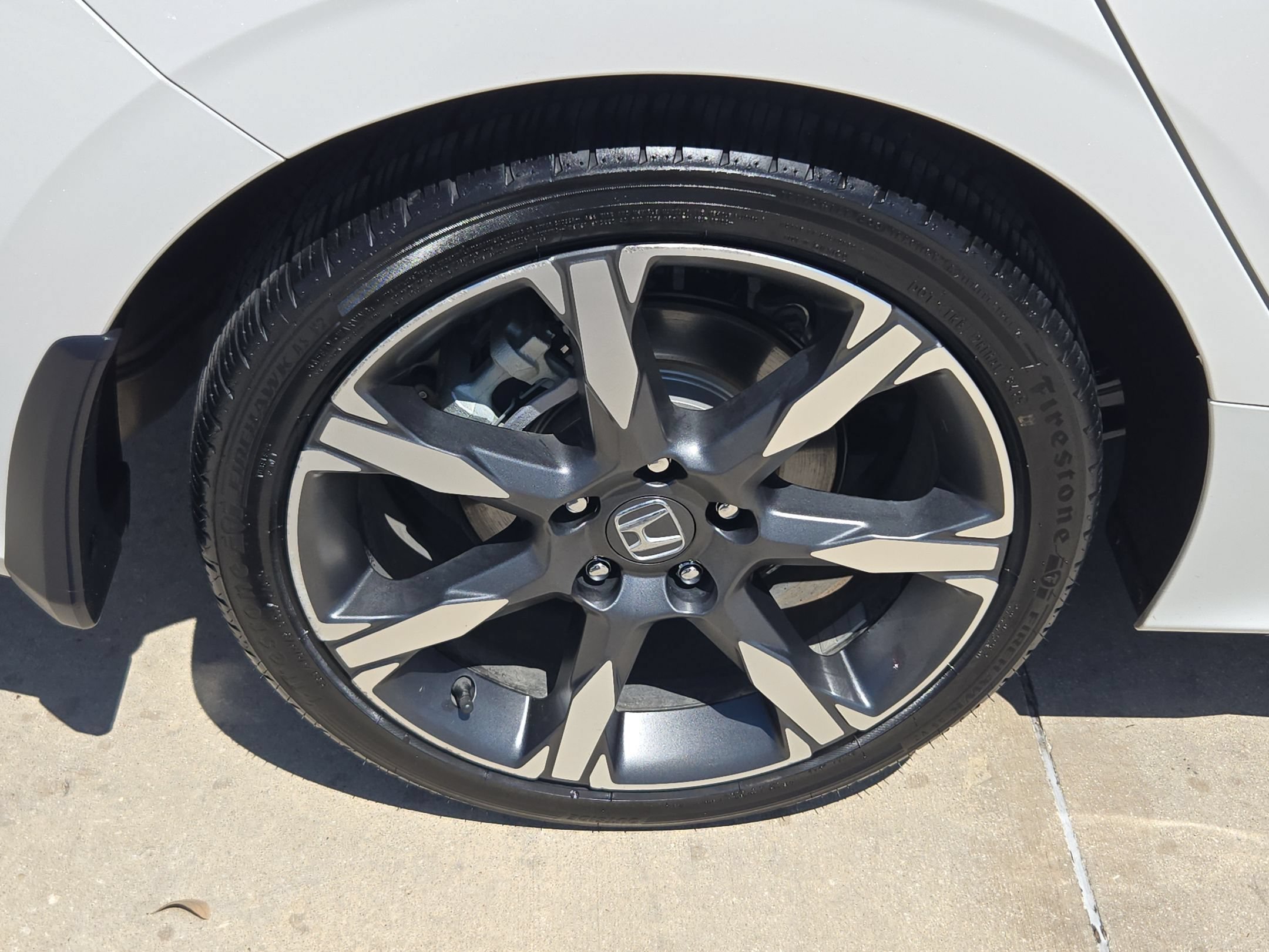 Used 2025 White Honda Sport Touring image 33