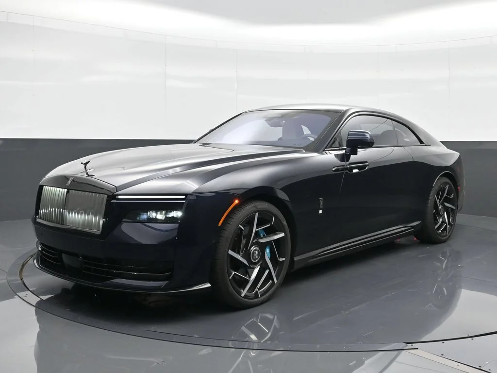 Used 2025 Black Rolls-Royce  image 1