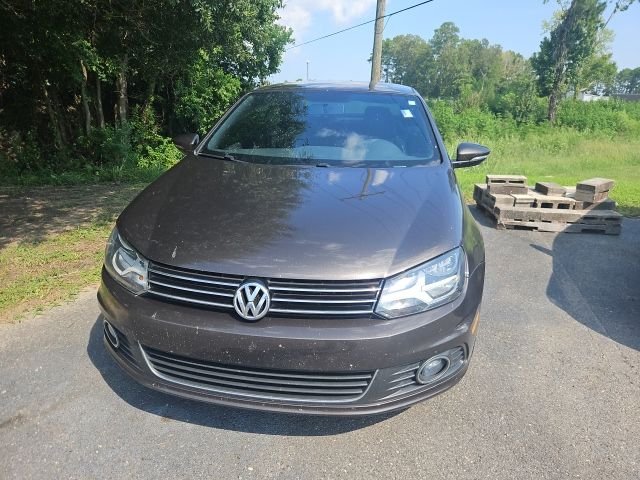 Used 2014 Brown Volkswagen Komfort Edition image 2