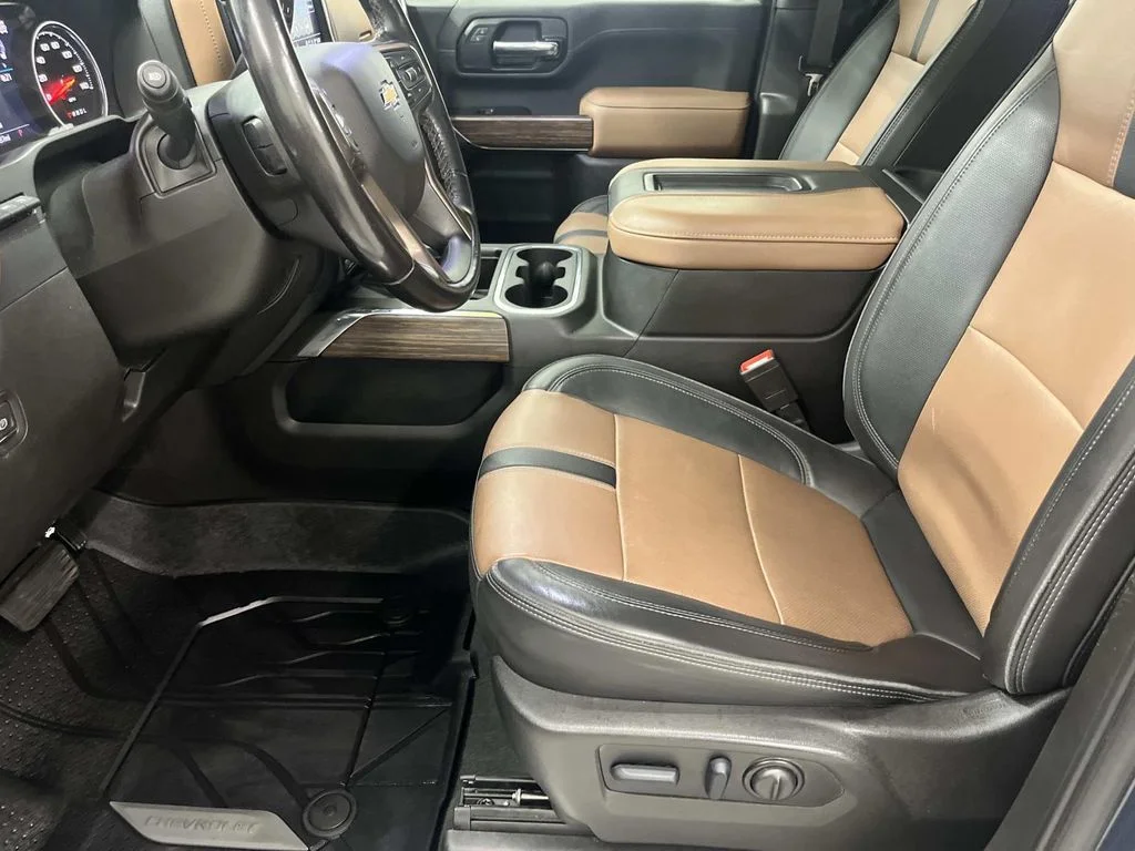 Used 2022 Northsky Blue Metallic Chevrolet High Country image 11