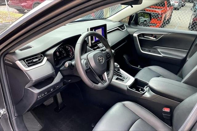 Certified Used 2023 MAGNETIC GRAY MET. Toyota  image 18