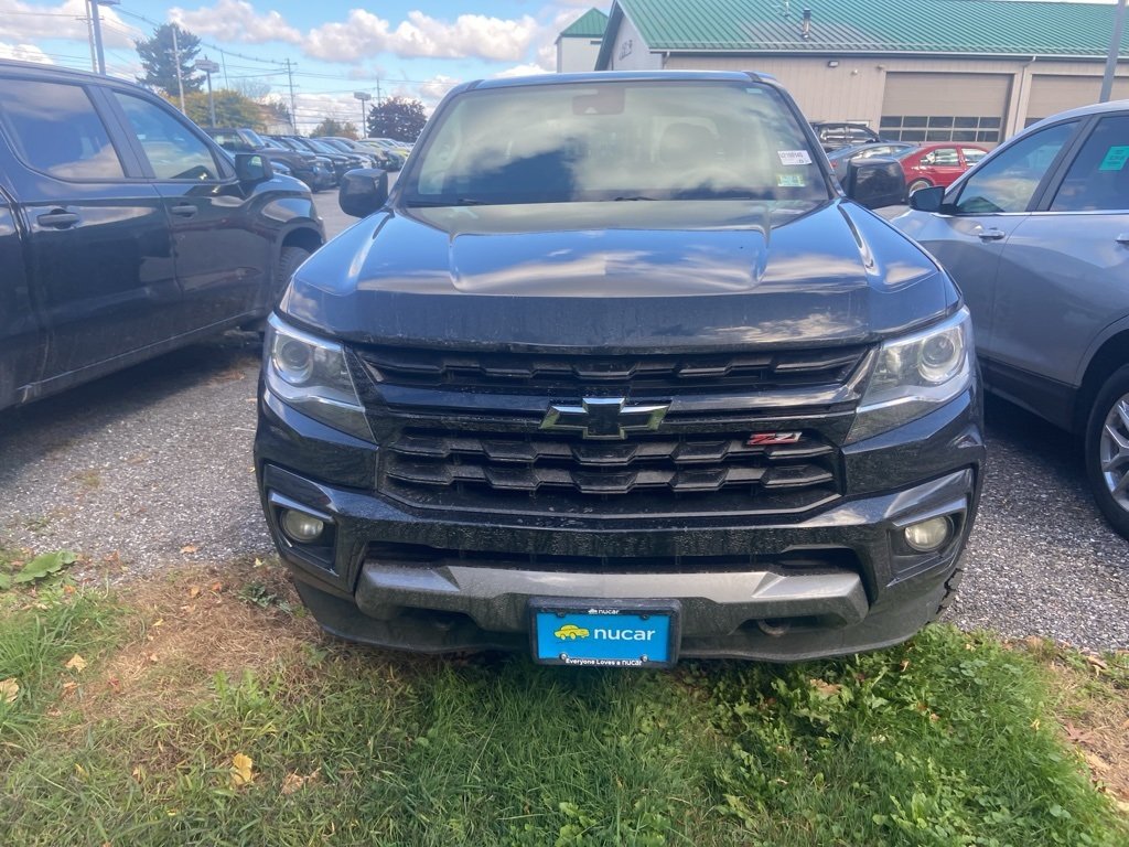 2022 Chevrolet Colorado Z71 photo 2