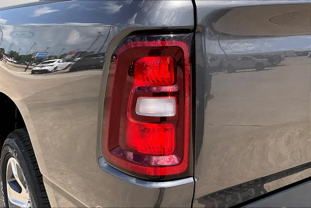 New 2026 Granite Crystal Metallic Clearcoat RAM Express image 19