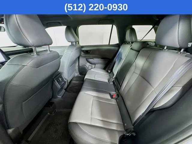 New 2026 CRYSTAL WHITE PEARL Subaru Premium image 30