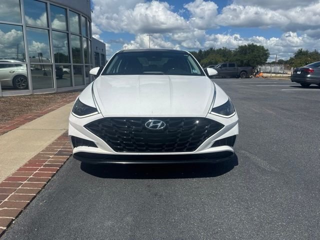 Used 2023 White Hyundai SEL image 3