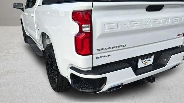 Used 2024 White Chevrolet RST image 35