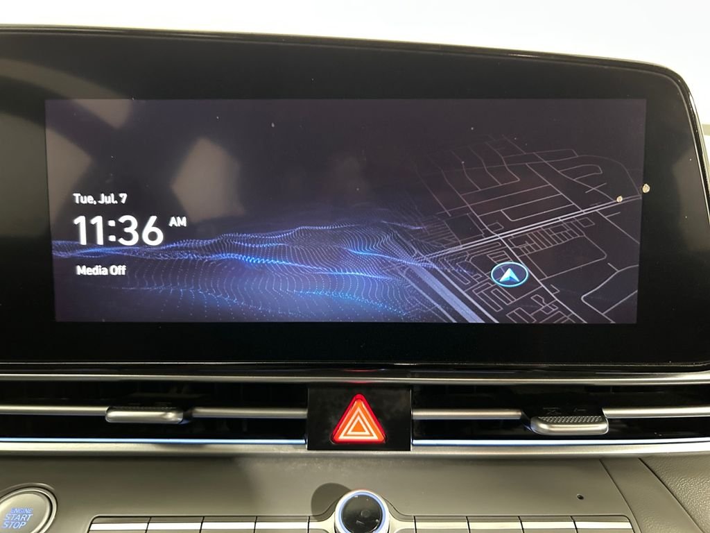 Used 2024 Silver Hyundai SEL image 11