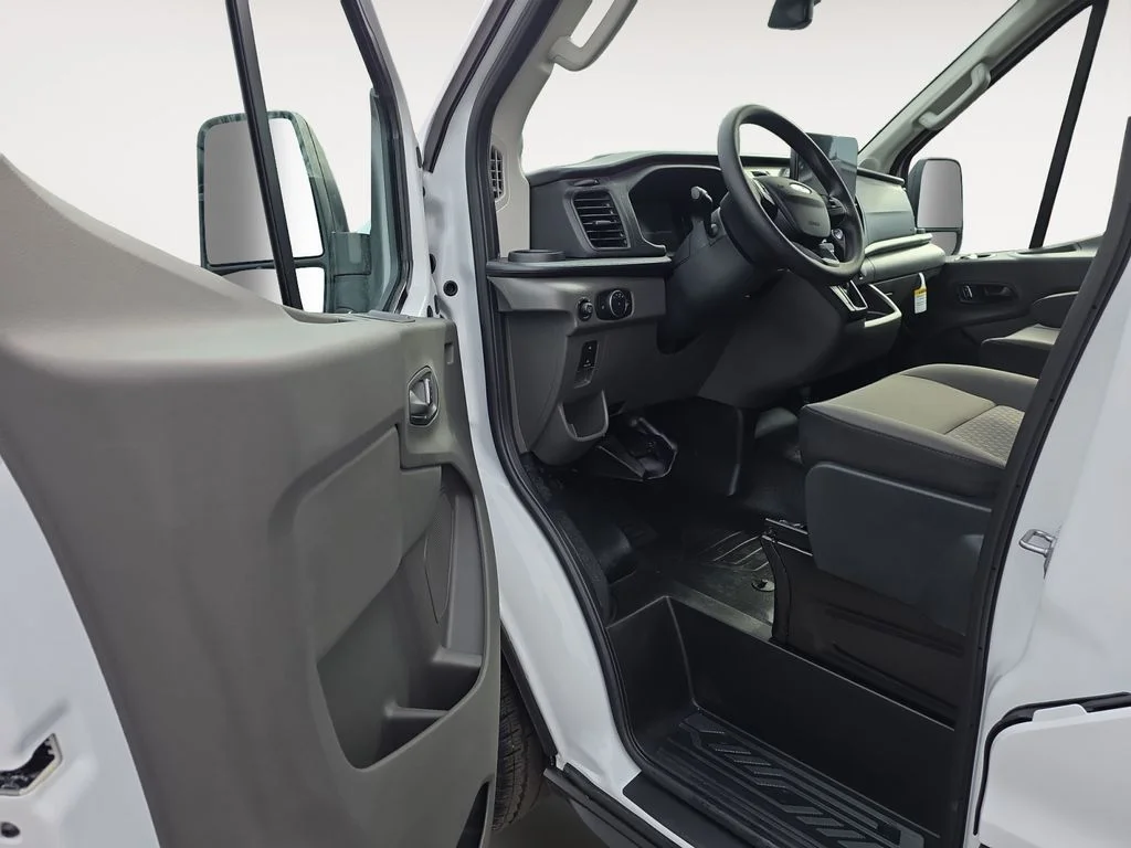 New 2026 Oxford White Ford Cargo Van image 12