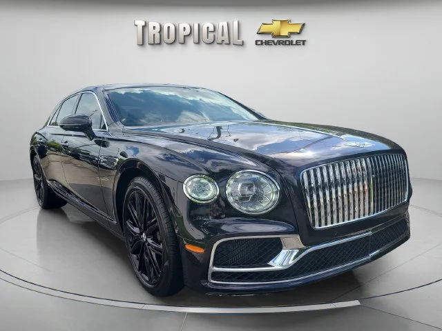 Used 2021 Black Bentley V8 image 6