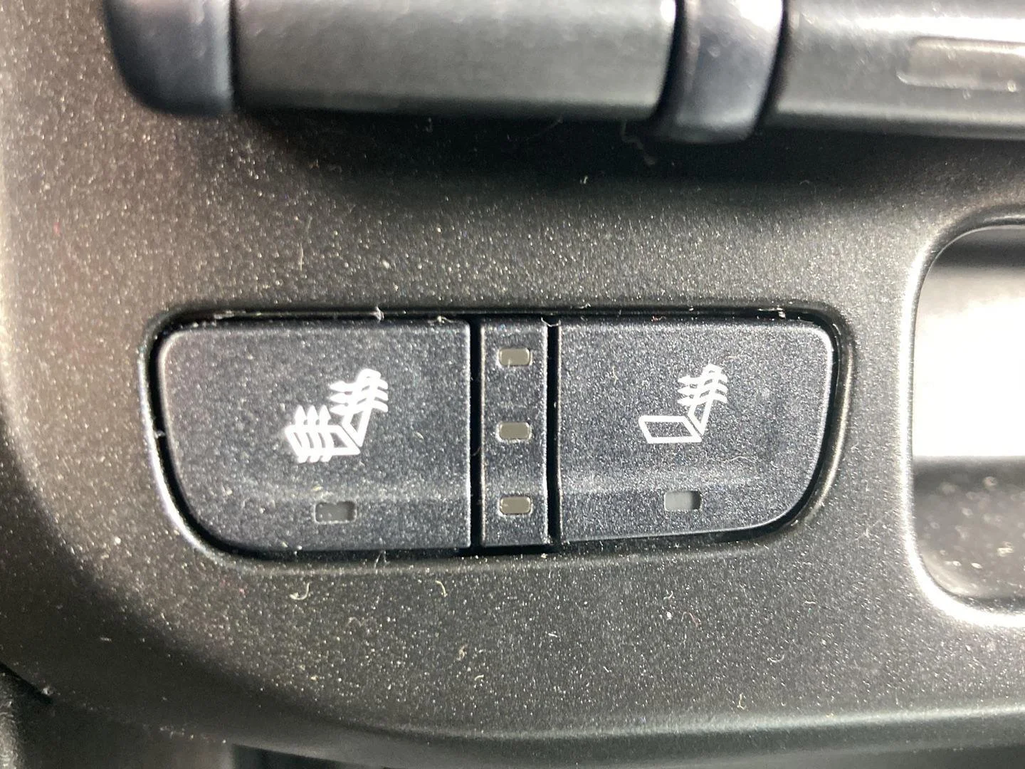 Used 2021 Summit White Chevrolet 4WD ZR2 image 19