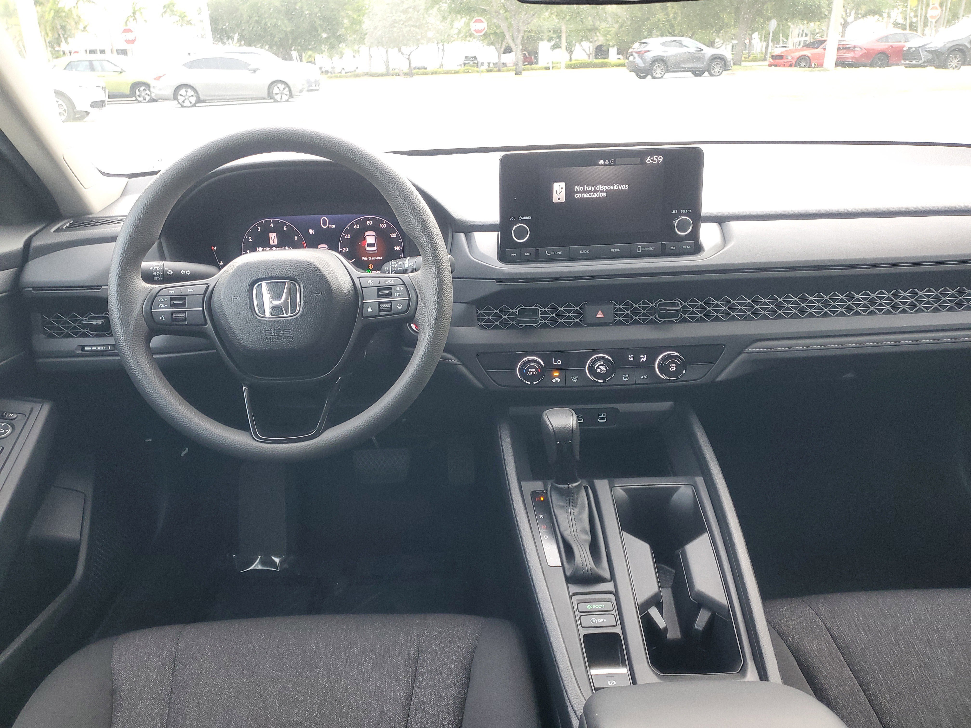 Used 2025 Platinum White Pearl Honda LX image 21