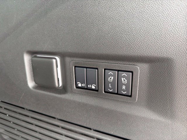 2027 Chevrolet Tahoe RST - Photo 36