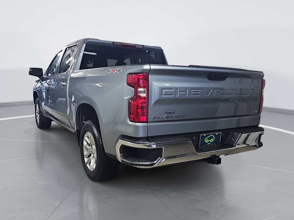 Used 2024 Sterling Gray Metallic Chevrolet LT (2FL) image 6